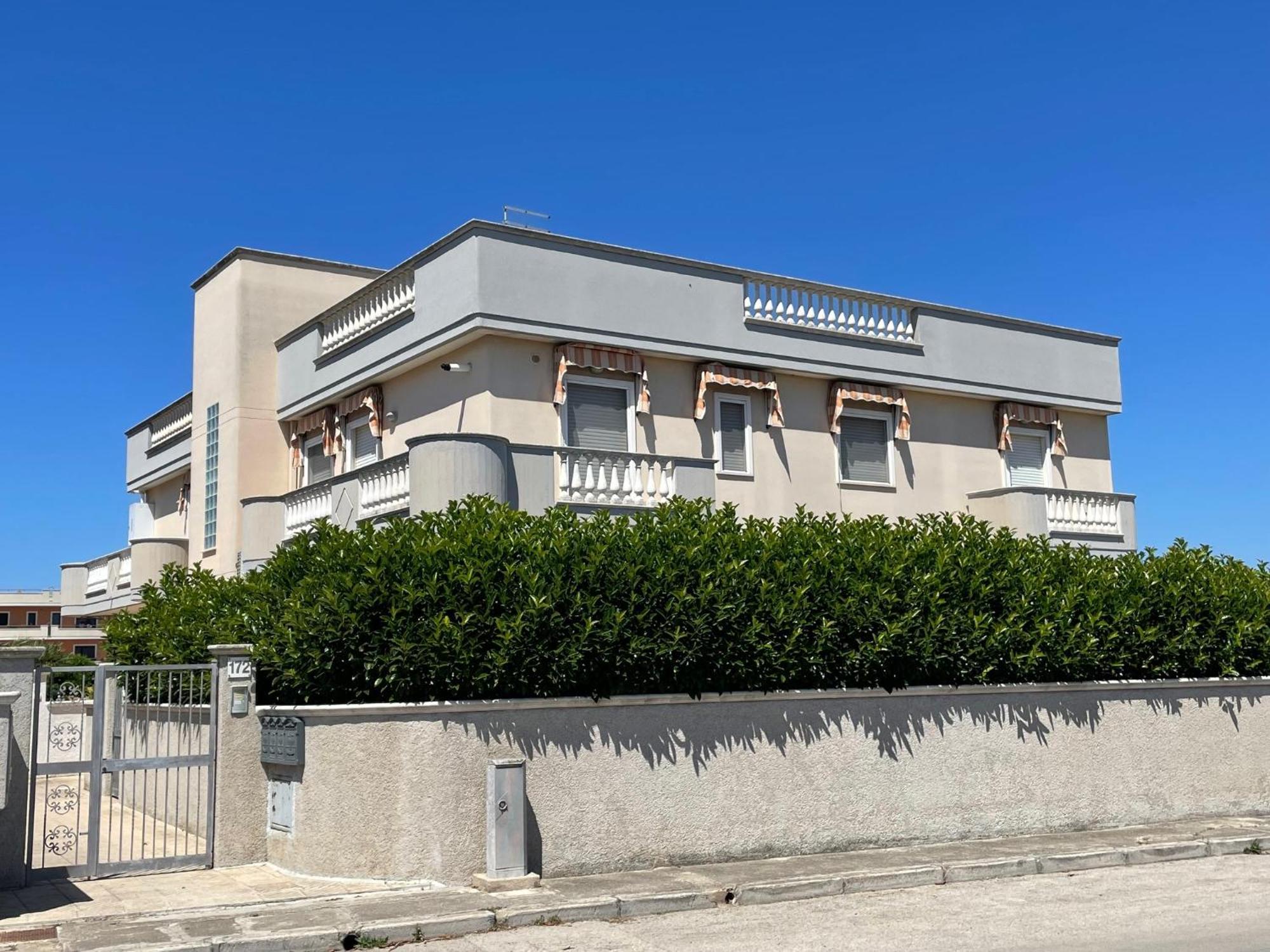 A Casa Di Lia Villa Pulsano Buitenkant foto